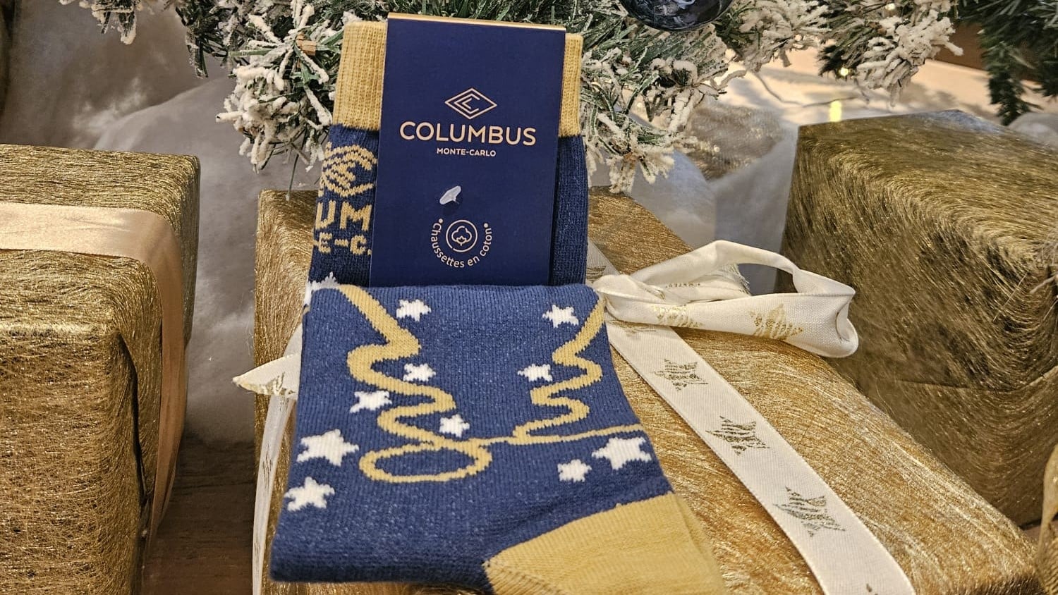 Christmas-socks-Columbus-Monte-Carlo