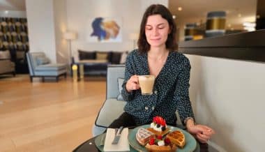 Waffles-offer-lobby-menu-Columbus-Hotel-Monte-Carlo